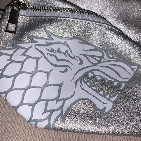 Women’s game of thrones Fanny pack - Picture 2 of 6